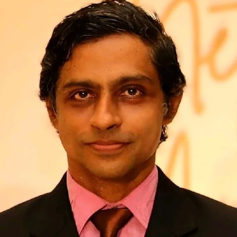 Portrait of Amila Kalansooriya